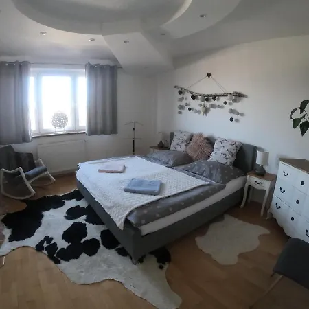 Maria * 벨카 롬니차